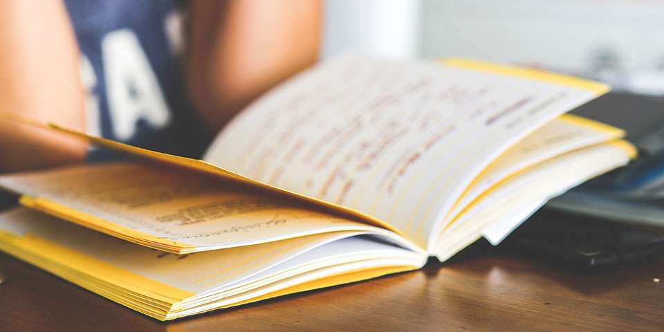 සාහිතය උත්සවය 2024